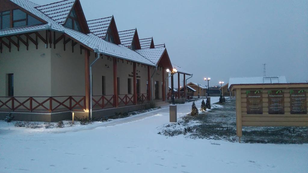 Tuzseri Palinka Tanya Exterior photo